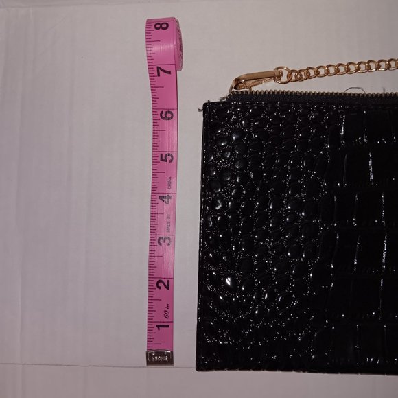 NO DOUBT PATENT LEATHER CROC PRINT BOOTS & HANDBAG - Picture 11 of 12